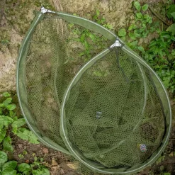 Korum Runder Barbenkescher Aus Metall Mit Latexnetz -Fisch Zubehoer korum full metal latex barbel spoon ne 3